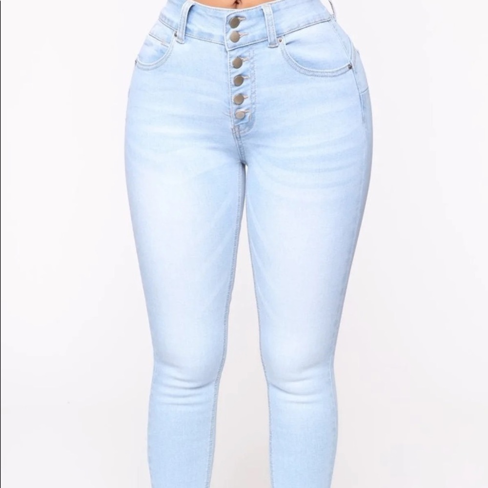 Womens Button Me Away Skinny Jeans